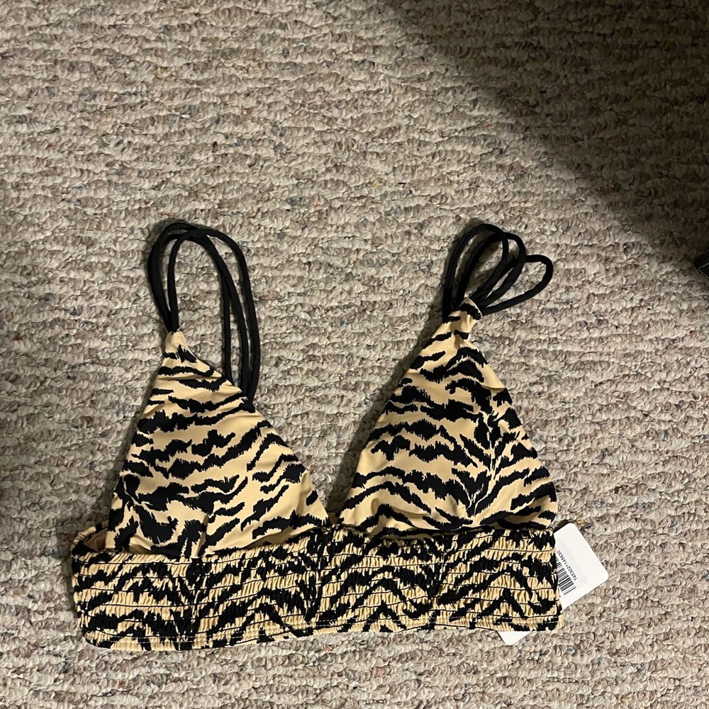 NWT bikini set